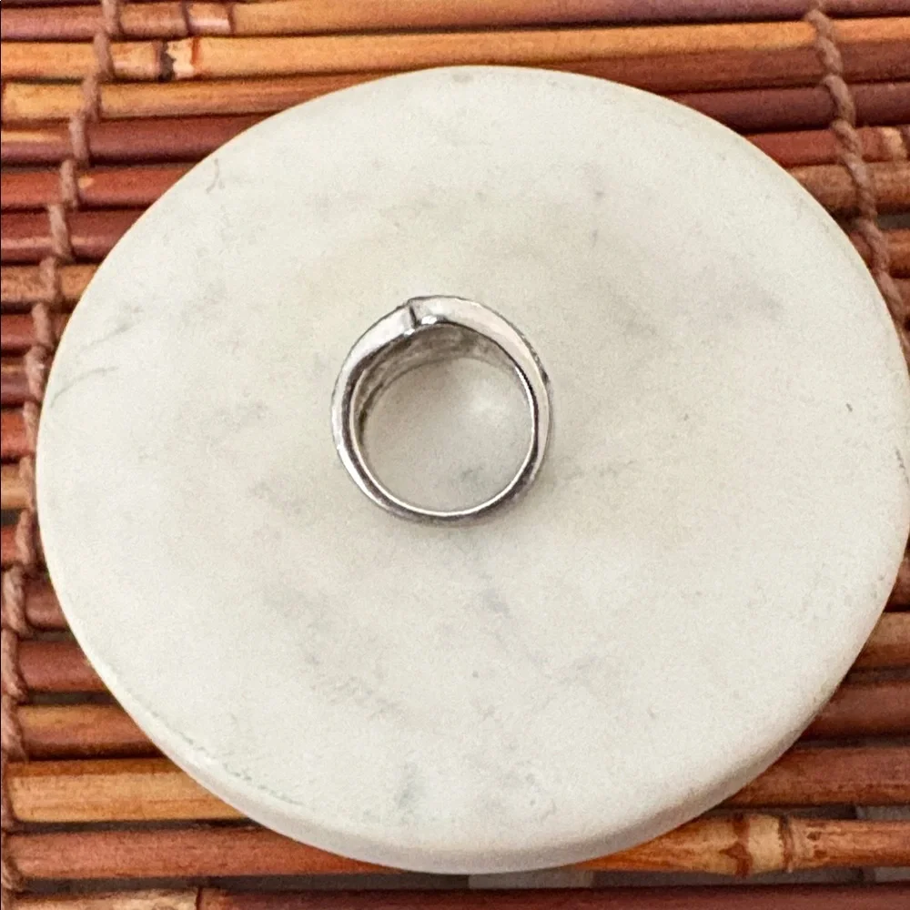 Lia Sophia Silver Textured Band Ring Crystals Size 8